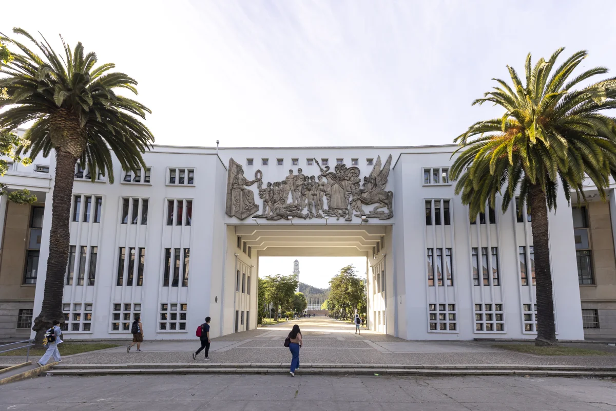Universidad de Concepción logra acreditación de todas sus especialidades médicas ante la CNA
