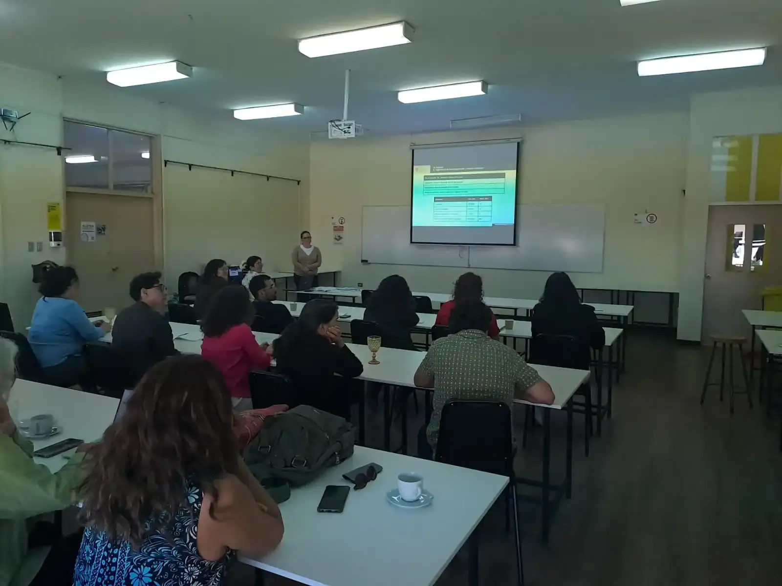 Se realiza taller de autoevaluación del proceso de acreditación 2025 del doctorado en estudios territoriales del Sur Global (DETSur)