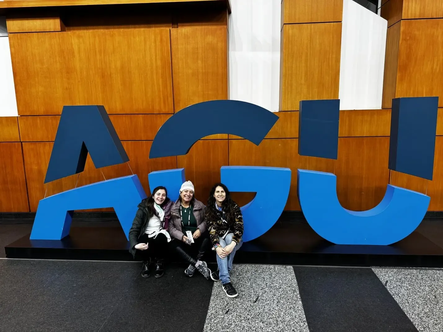 Integrantes del Doctorado en Ciencias Geológicas UdeC participaron en encuentro especializado más grande del continente